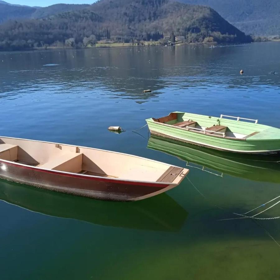 Le Finestre Sul Lago Piediluco Exteriör bild